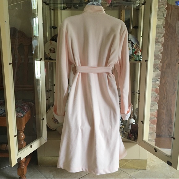 EDDIE BAUER PALE PINK WHITE TRIM BLANKET SOFT ROBE - Picture 4 of 4